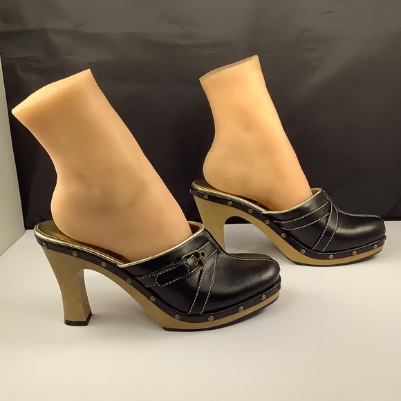 Fashion Bug Shoes - NWOT Fashion Bug Dinah Black Faux Leather Wood Platform Clog Heels 7.5